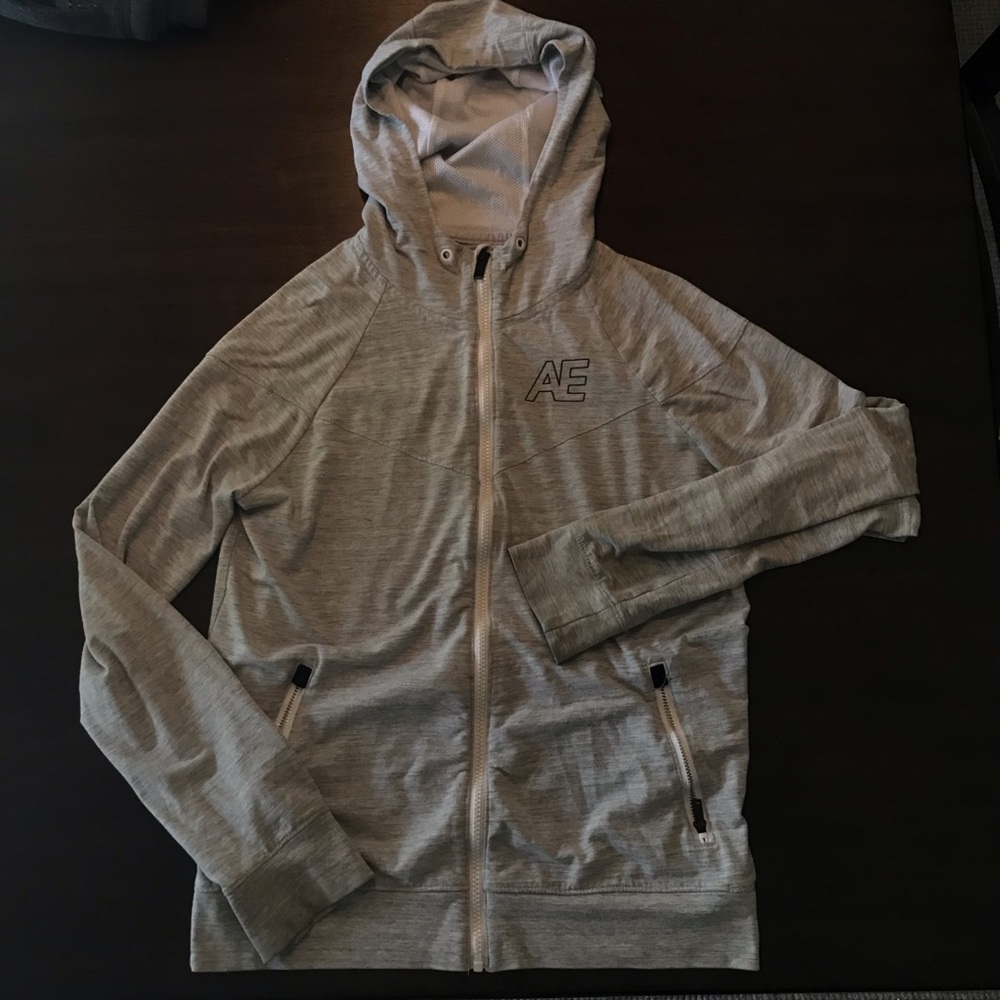 Men’s Small American Eagle lightweight Zip-Up